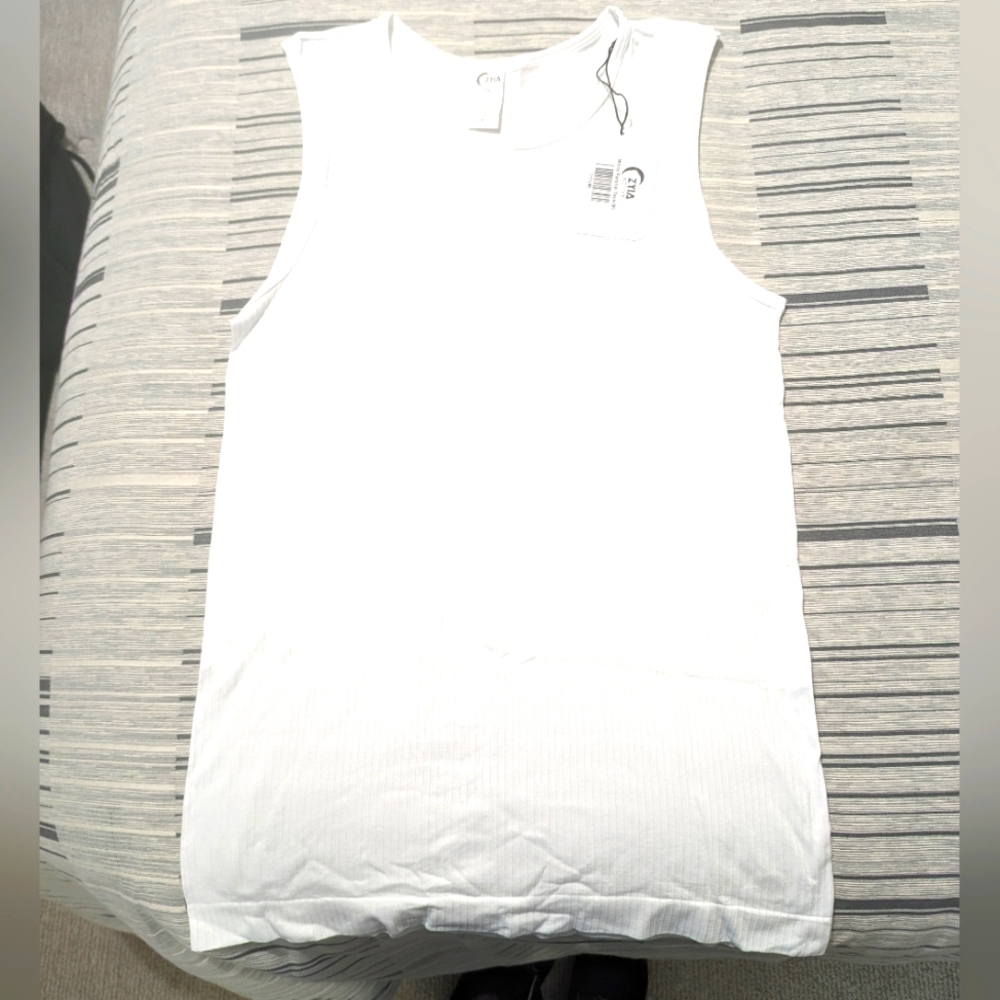 Zyia White Parallel Tank-Med